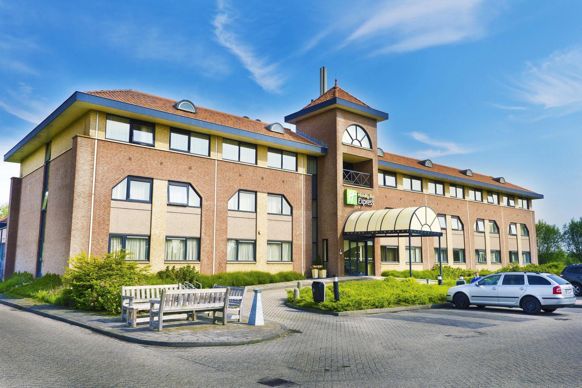 Hotel Port Of Moerdijk Dış mekan fotoğraf