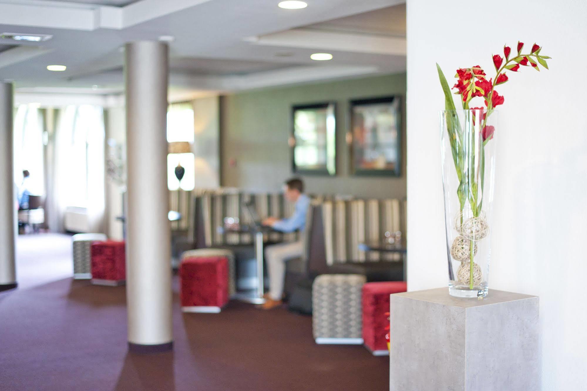 Hotel Port Of Moerdijk Dış mekan fotoğraf